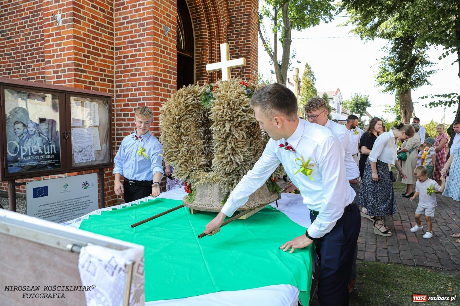 Zdjęcie w galerii na portalu naszraciborz.pl: Piknik rodzinny i dożynki w Cyprzanowie [FOTO i WIDEO] wiadomości z regionu