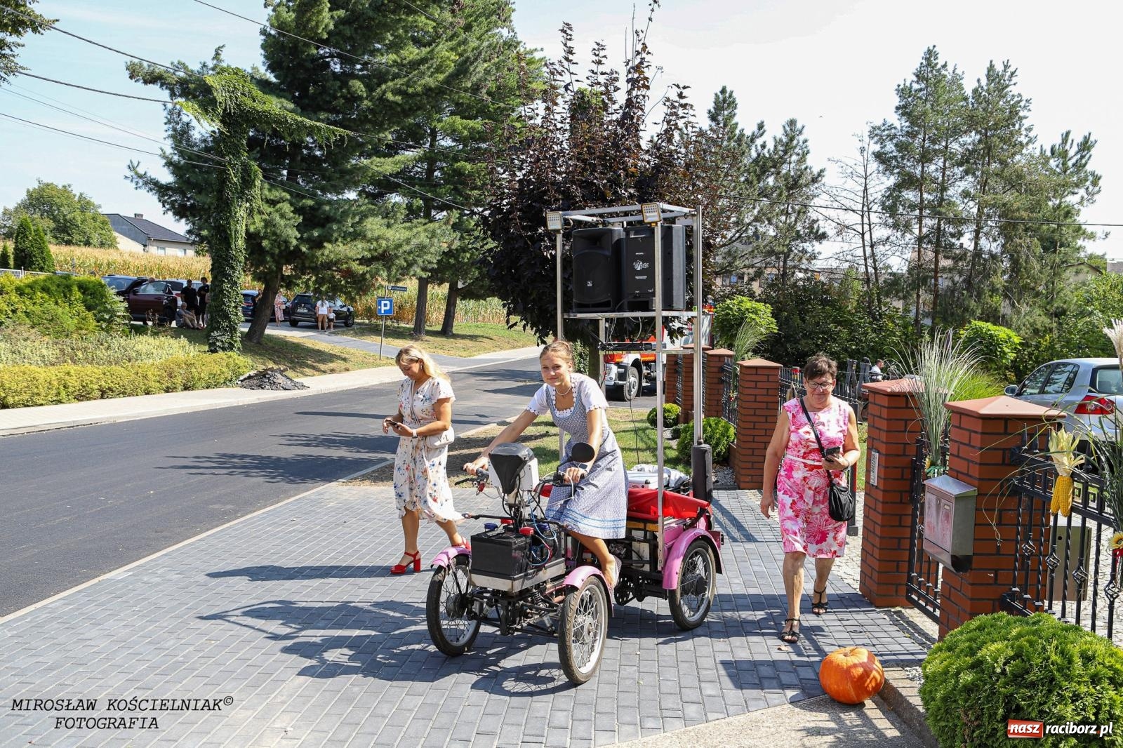 Zdjęcie w galerii na portalu naszraciborz.pl: Piknik rodzinny i dożynki w Cyprzanowie [FOTO i WIDEO] wiadomości z regionu
