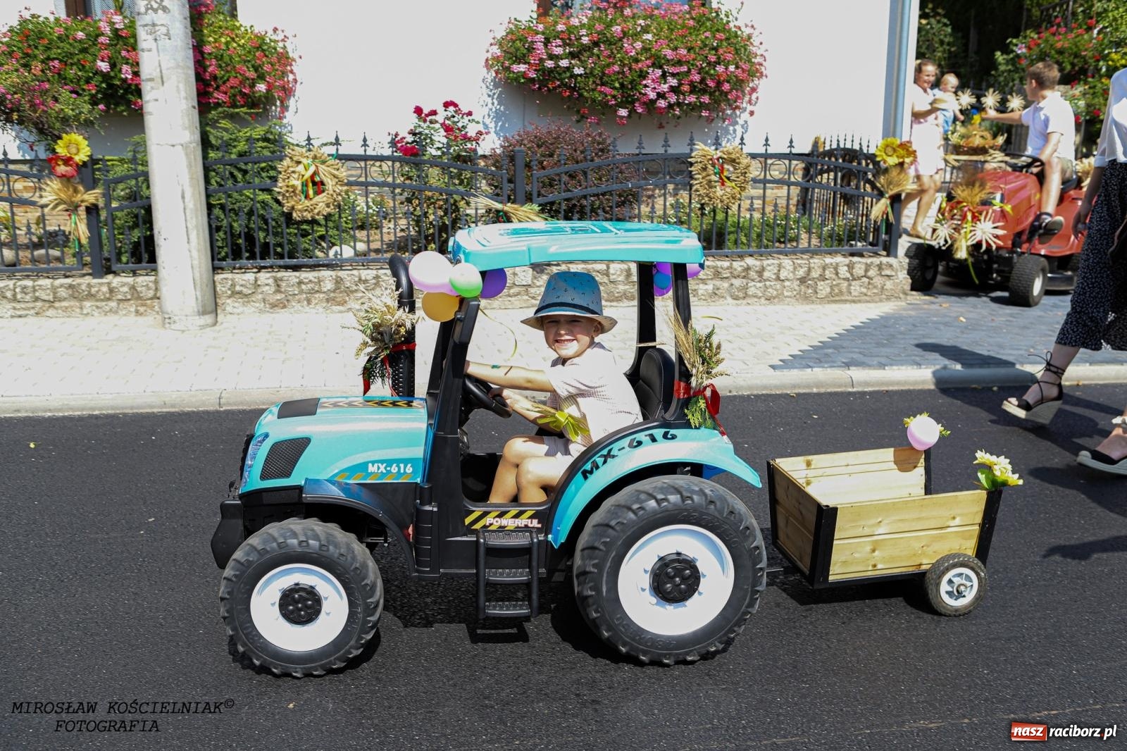Zdjęcie w galerii na portalu naszraciborz.pl: Piknik rodzinny i dożynki w Cyprzanowie [FOTO i WIDEO] wiadomości z regionu