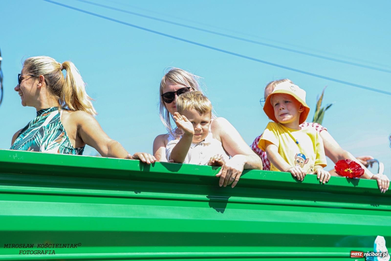 Zdjęcie w galerii na portalu naszraciborz.pl: Piknik rodzinny i dożynki w Cyprzanowie [FOTO i WIDEO] wiadomości z regionu