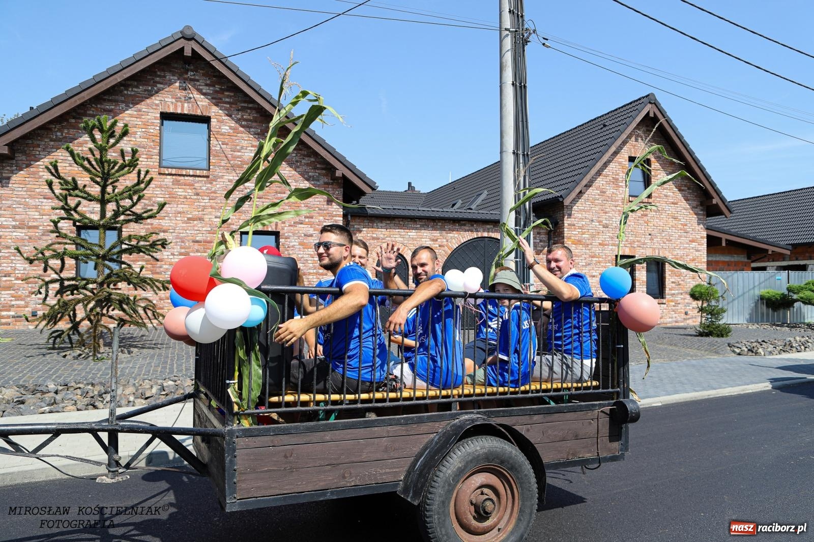 Zdjęcie w galerii na portalu naszraciborz.pl: Piknik rodzinny i dożynki w Cyprzanowie [FOTO i WIDEO] wiadomości z regionu