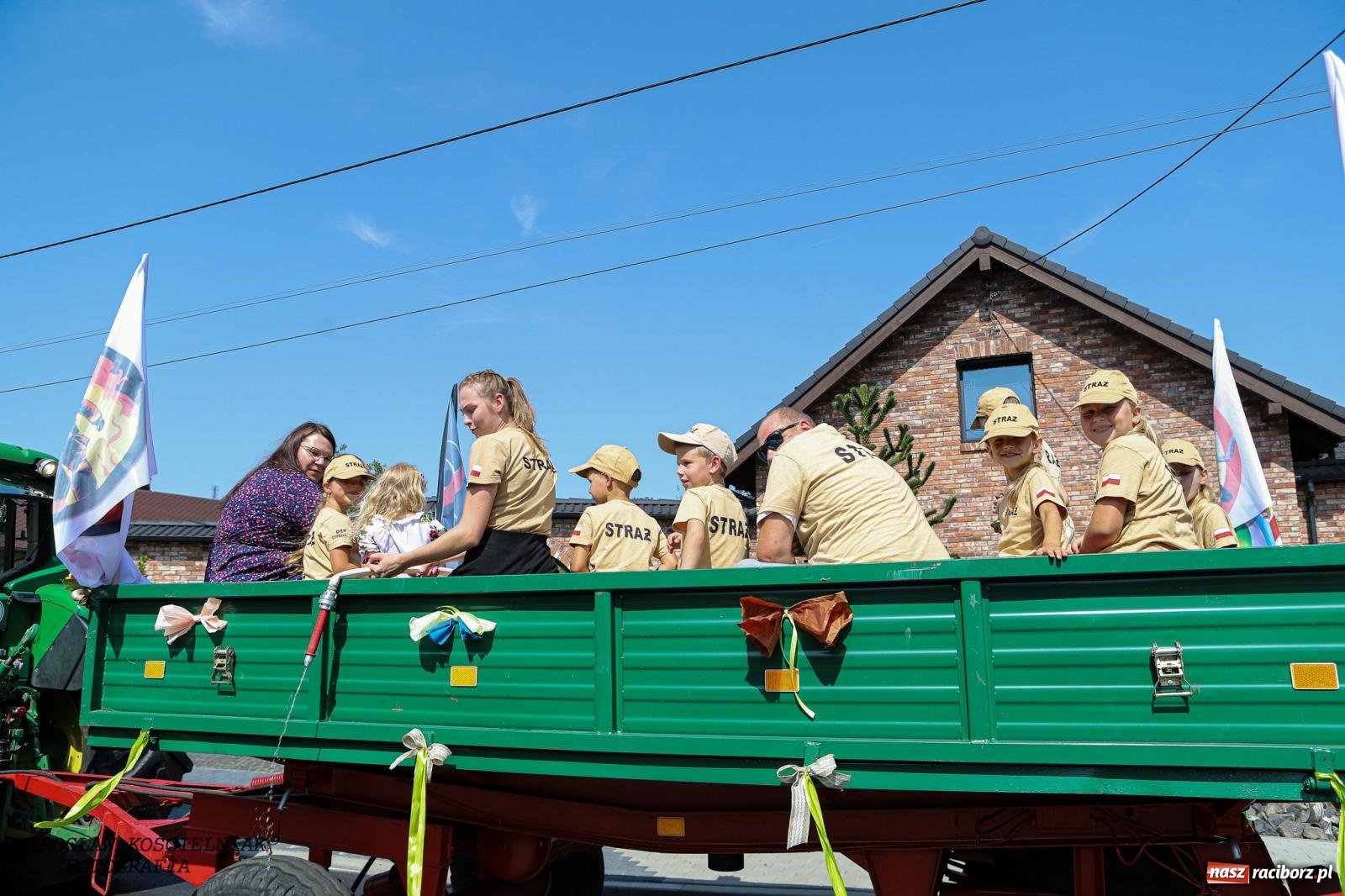 Zdjęcie w galerii na portalu naszraciborz.pl: Piknik rodzinny i dożynki w Cyprzanowie [FOTO i WIDEO] wiadomości z regionu
