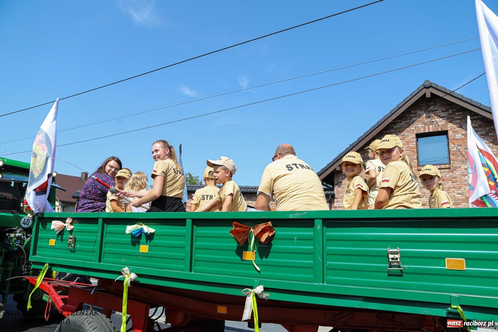 Zdjęcie w galerii na portalu naszraciborz.pl: Piknik rodzinny i dożynki w Cyprzanowie [FOTO i WIDEO] wiadomości z regionu