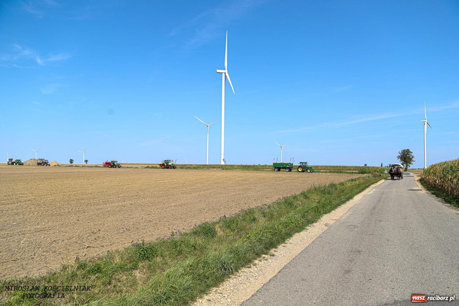Zdjęcie w galerii na portalu naszraciborz.pl: Piknik rodzinny i dożynki w Cyprzanowie [FOTO i WIDEO] wiadomości z regionu