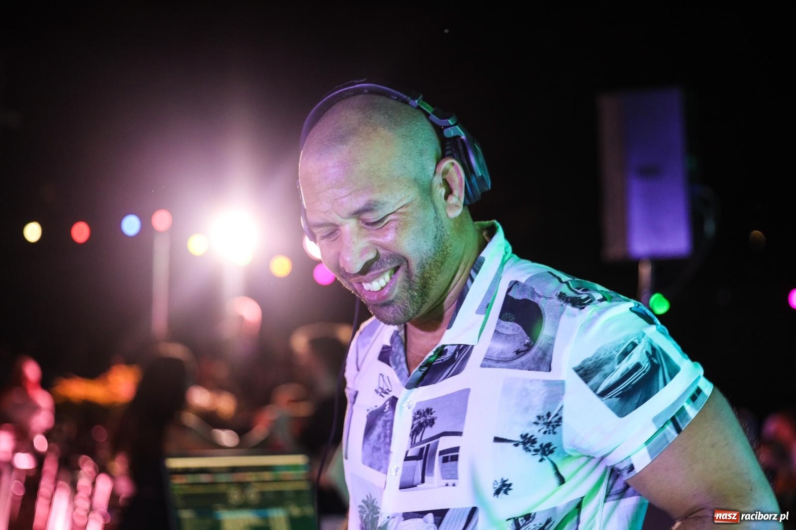 Zdjęcie w galerii na portalu naszraciborz.pl: Osmar Pegudo roztańczył Racibórz na bulwarach [RELACJA NA BIS FOTO i WIDEO] wiadomości z regionu