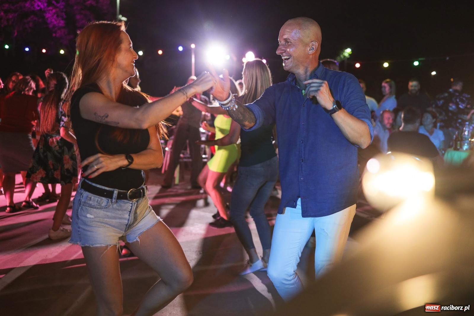 Zdjęcie w galerii na portalu naszraciborz.pl: Osmar Pegudo roztańczył Racibórz na bulwarach [RELACJA NA BIS FOTO i WIDEO] wiadomości z regionu