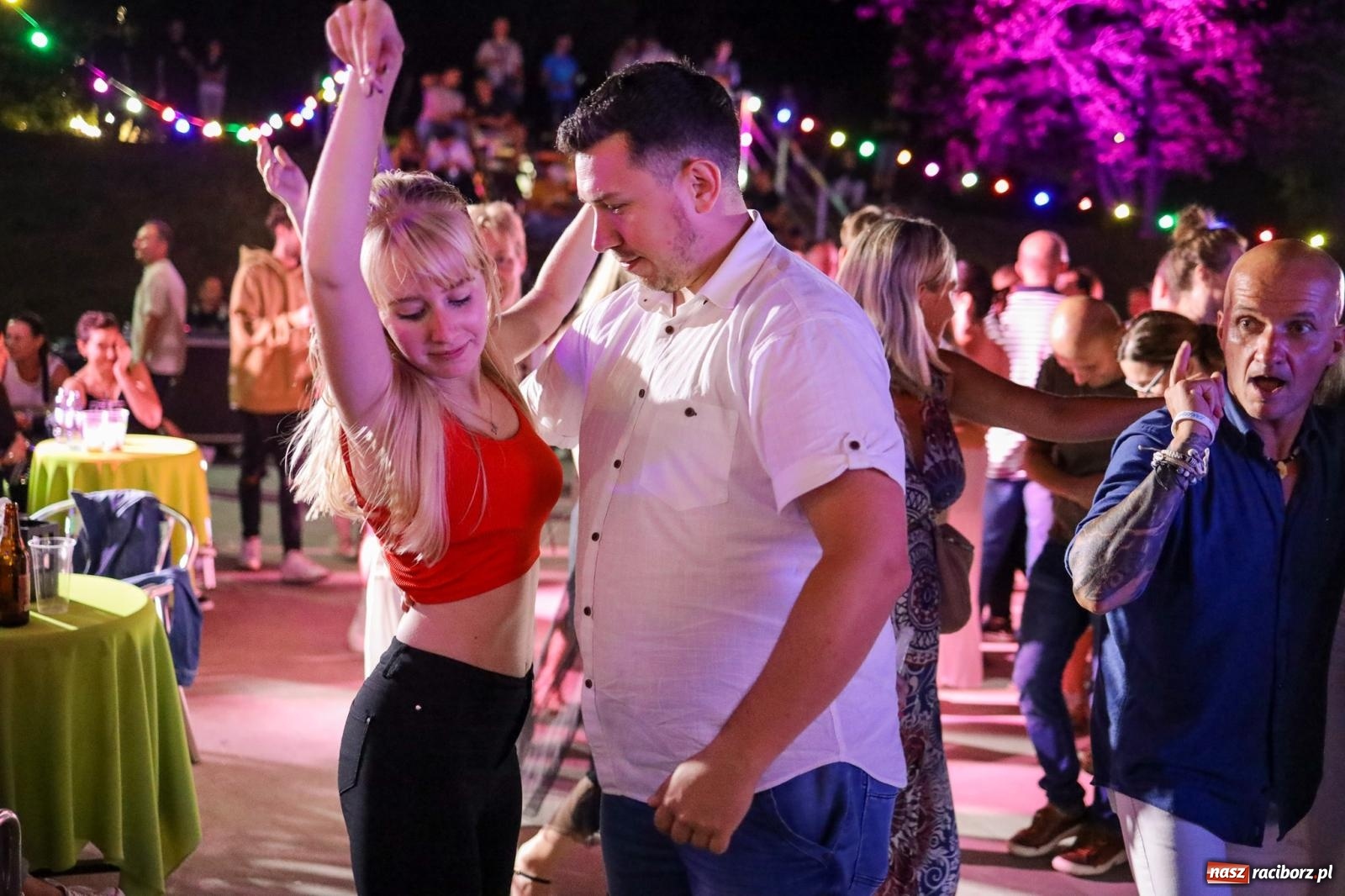 Zdjęcie w galerii na portalu naszraciborz.pl: Osmar Pegudo roztańczył Racibórz na bulwarach [RELACJA NA BIS FOTO i WIDEO] wiadomości z regionu