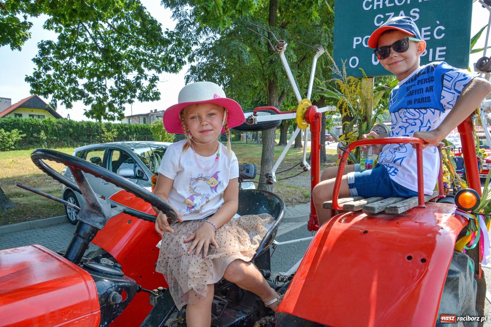 Zdjęcie w galerii na portalu naszraciborz.pl: Miejsko-powiatowe dożynki w Raciborzu-Brzeziu [FOTO i WIDEO] wiadomości z regionu