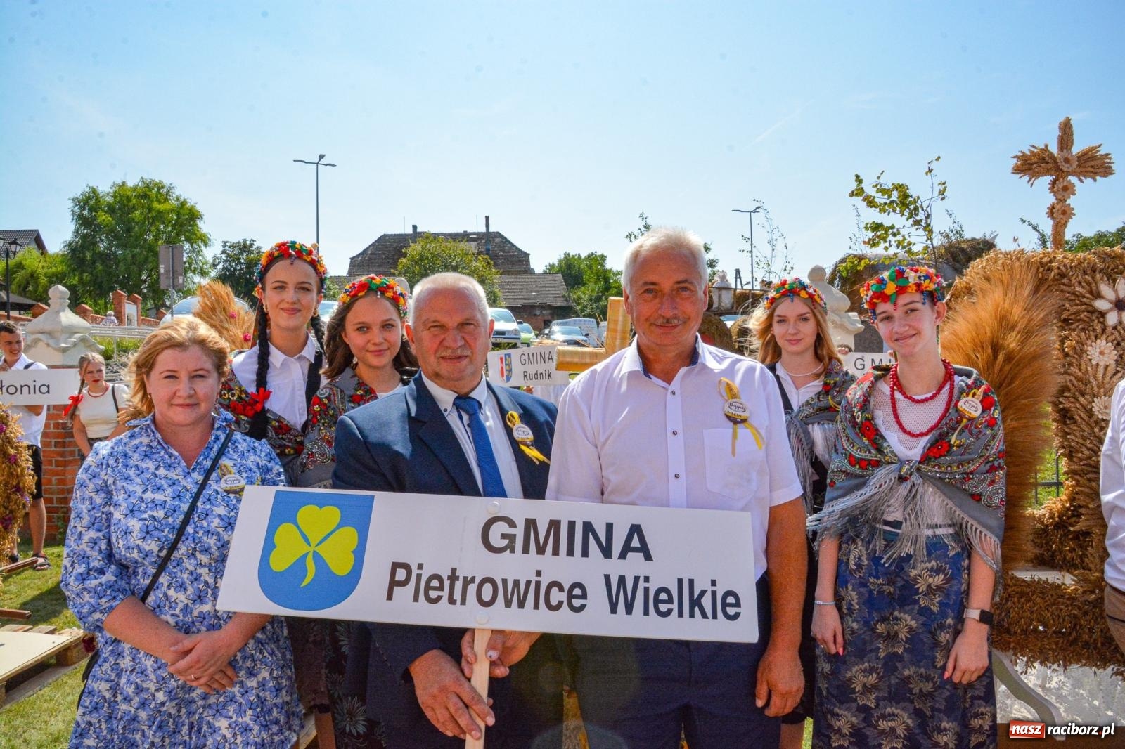 Zdjęcie w galerii na portalu naszraciborz.pl: Miejsko-powiatowe dożynki w Raciborzu-Brzeziu [FOTO i WIDEO] wiadomości z regionu