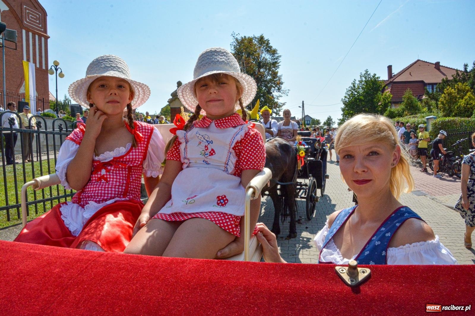 Zdjęcie w galerii na portalu naszraciborz.pl: Miejsko-powiatowe dożynki w Raciborzu-Brzeziu [FOTO i WIDEO] wiadomości z regionu
