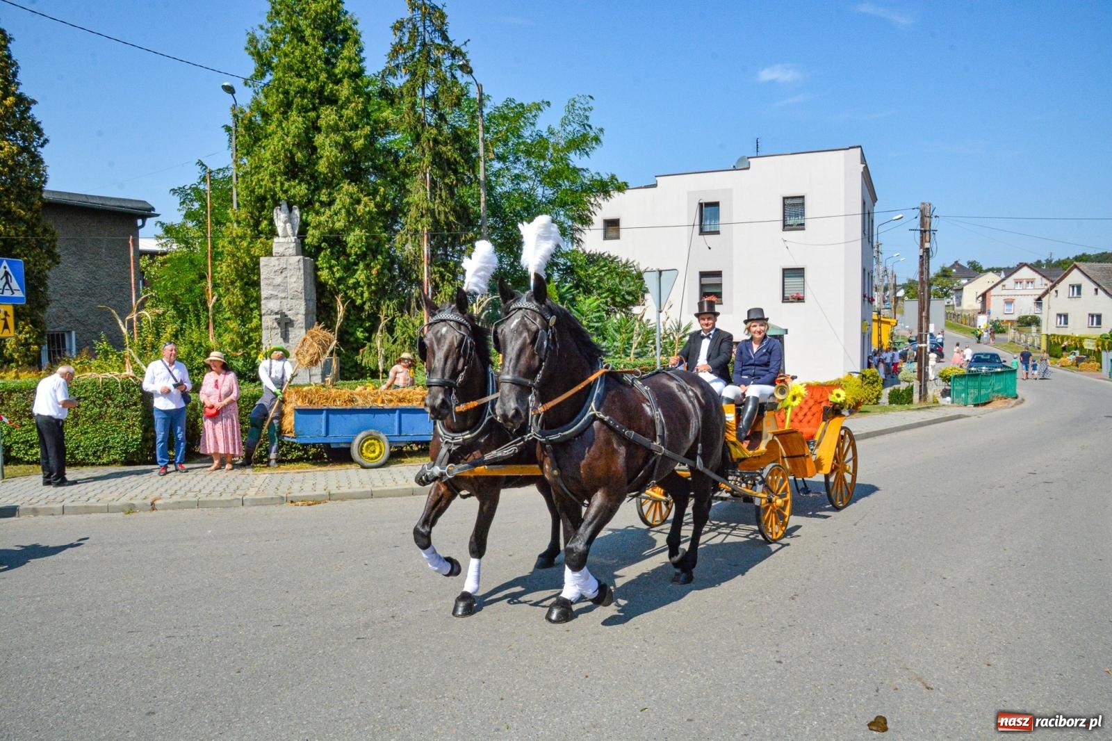 Zdjęcie w galerii na portalu naszraciborz.pl: Miejsko-powiatowe dożynki w Raciborzu-Brzeziu [FOTO i WIDEO] wiadomości z regionu