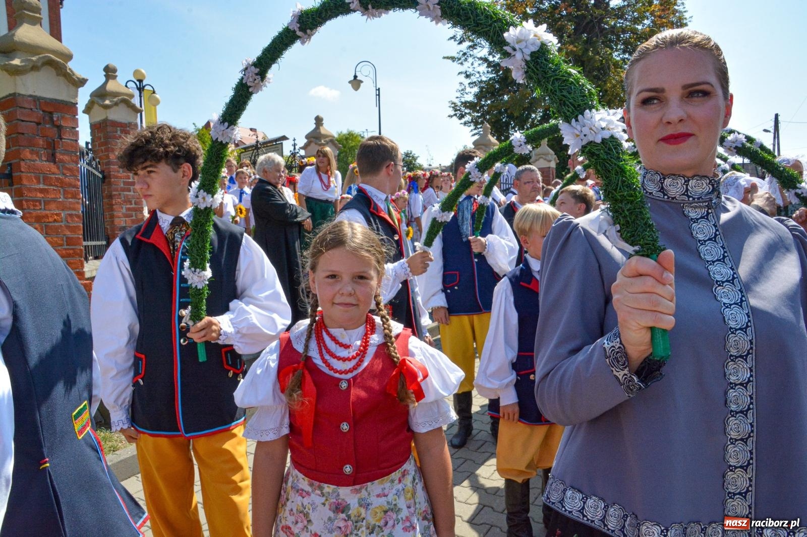 Zdjęcie w galerii na portalu naszraciborz.pl: Miejsko-powiatowe dożynki w Raciborzu-Brzeziu [FOTO i WIDEO] wiadomości z regionu