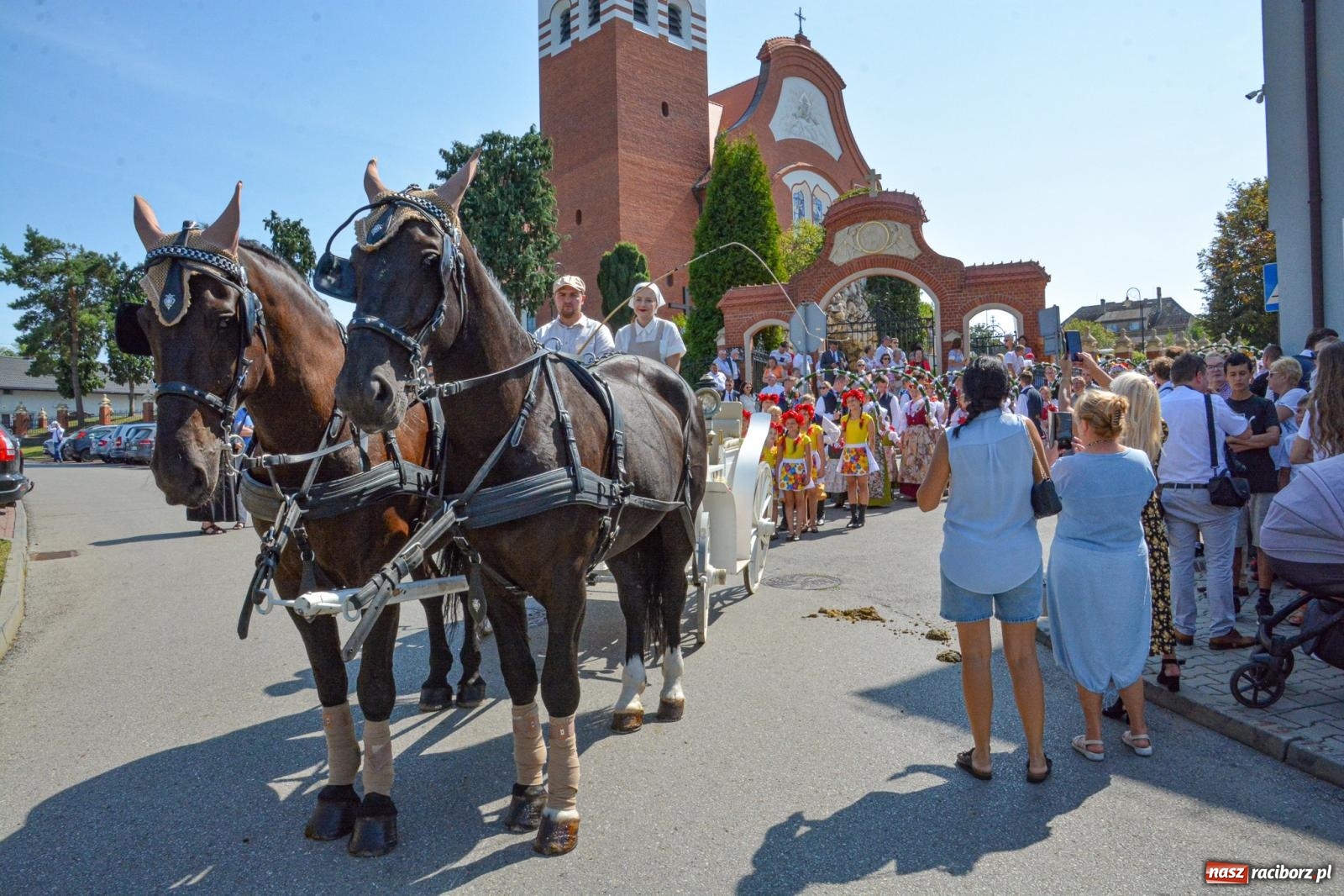 Zdjęcie w galerii na portalu naszraciborz.pl: Miejsko-powiatowe dożynki w Raciborzu-Brzeziu [FOTO i WIDEO] wiadomości z regionu