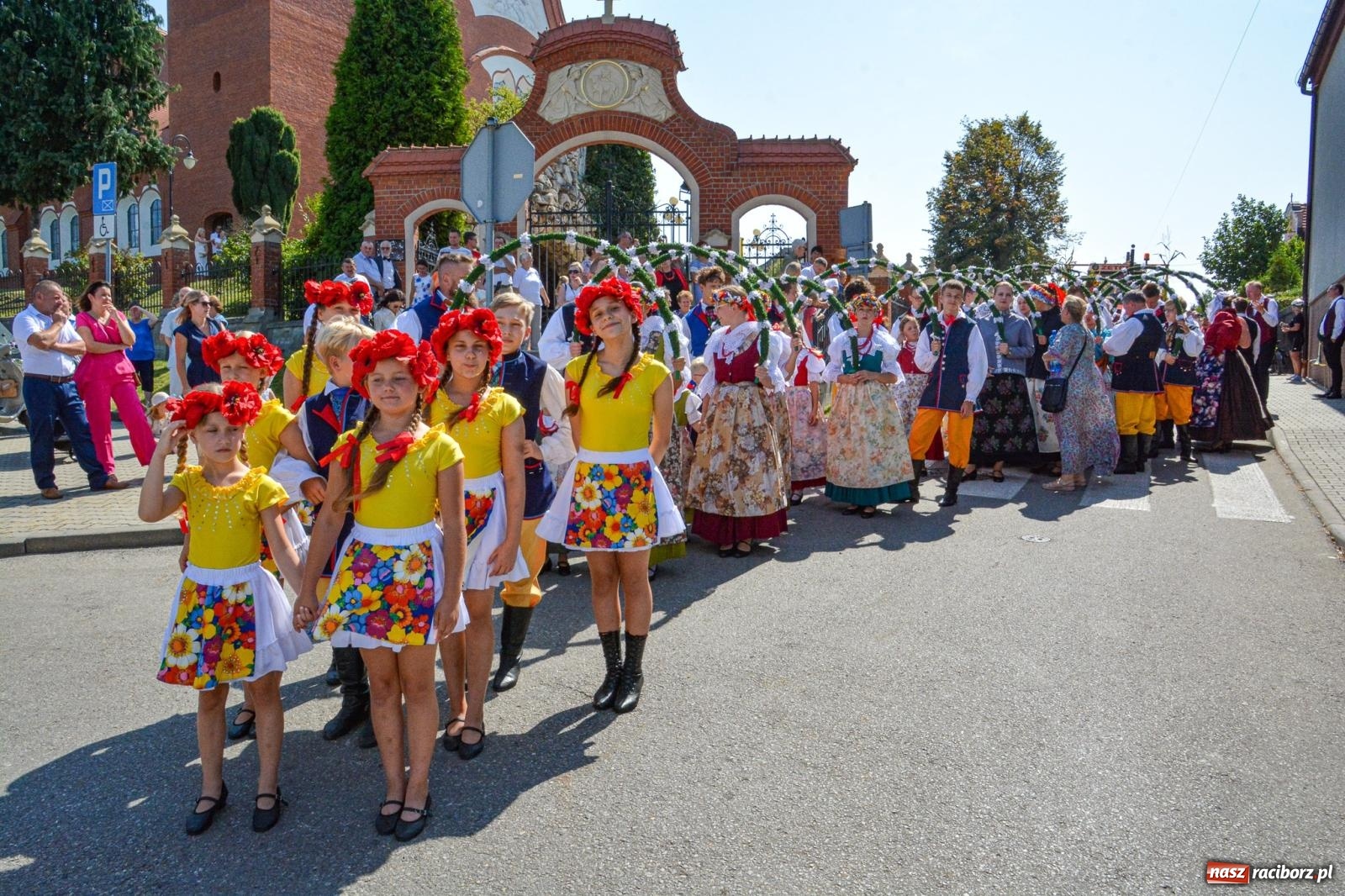 Zdjęcie w galerii na portalu naszraciborz.pl: Miejsko-powiatowe dożynki w Raciborzu-Brzeziu [FOTO i WIDEO] wiadomości z regionu