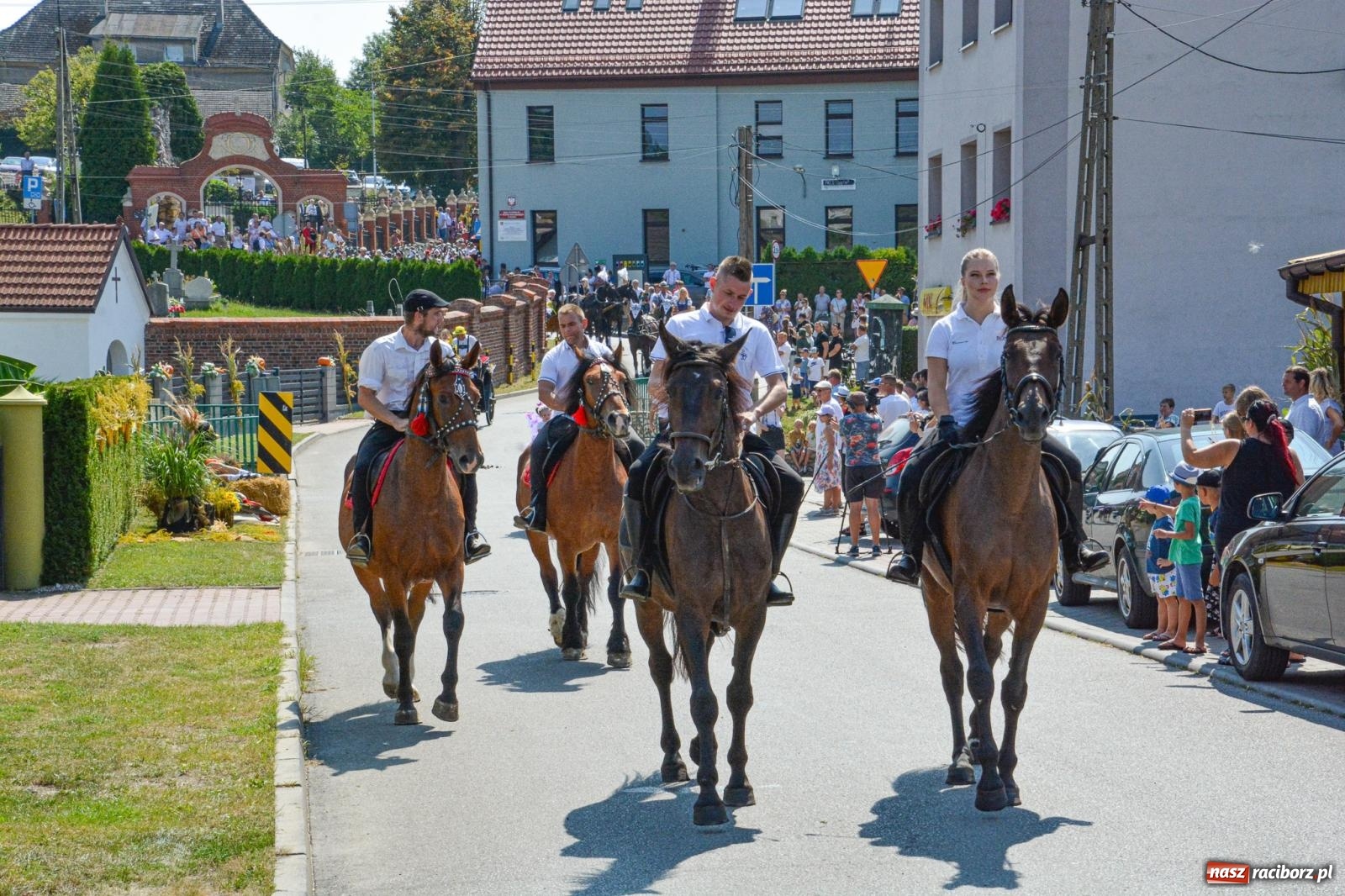 Zdjęcie w galerii na portalu naszraciborz.pl: Miejsko-powiatowe dożynki w Raciborzu-Brzeziu [FOTO i WIDEO] wiadomości z regionu