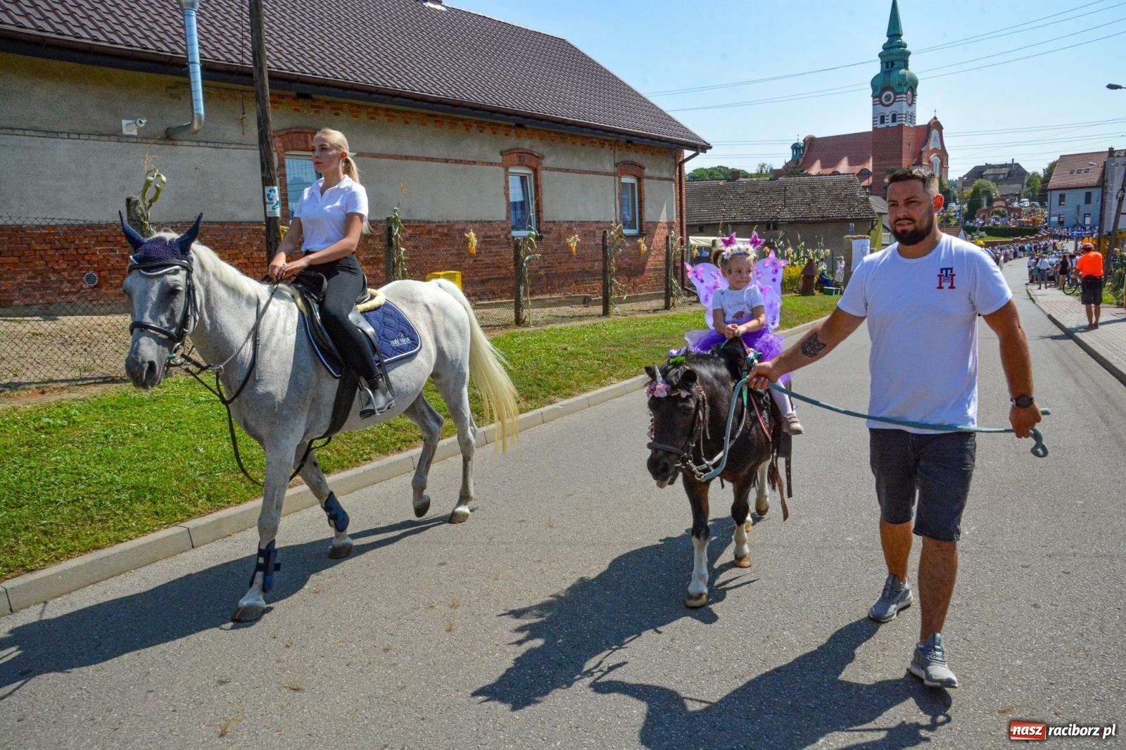 Zdjęcie w galerii na portalu naszraciborz.pl: Miejsko-powiatowe dożynki w Raciborzu-Brzeziu [FOTO i WIDEO] wiadomości z regionu