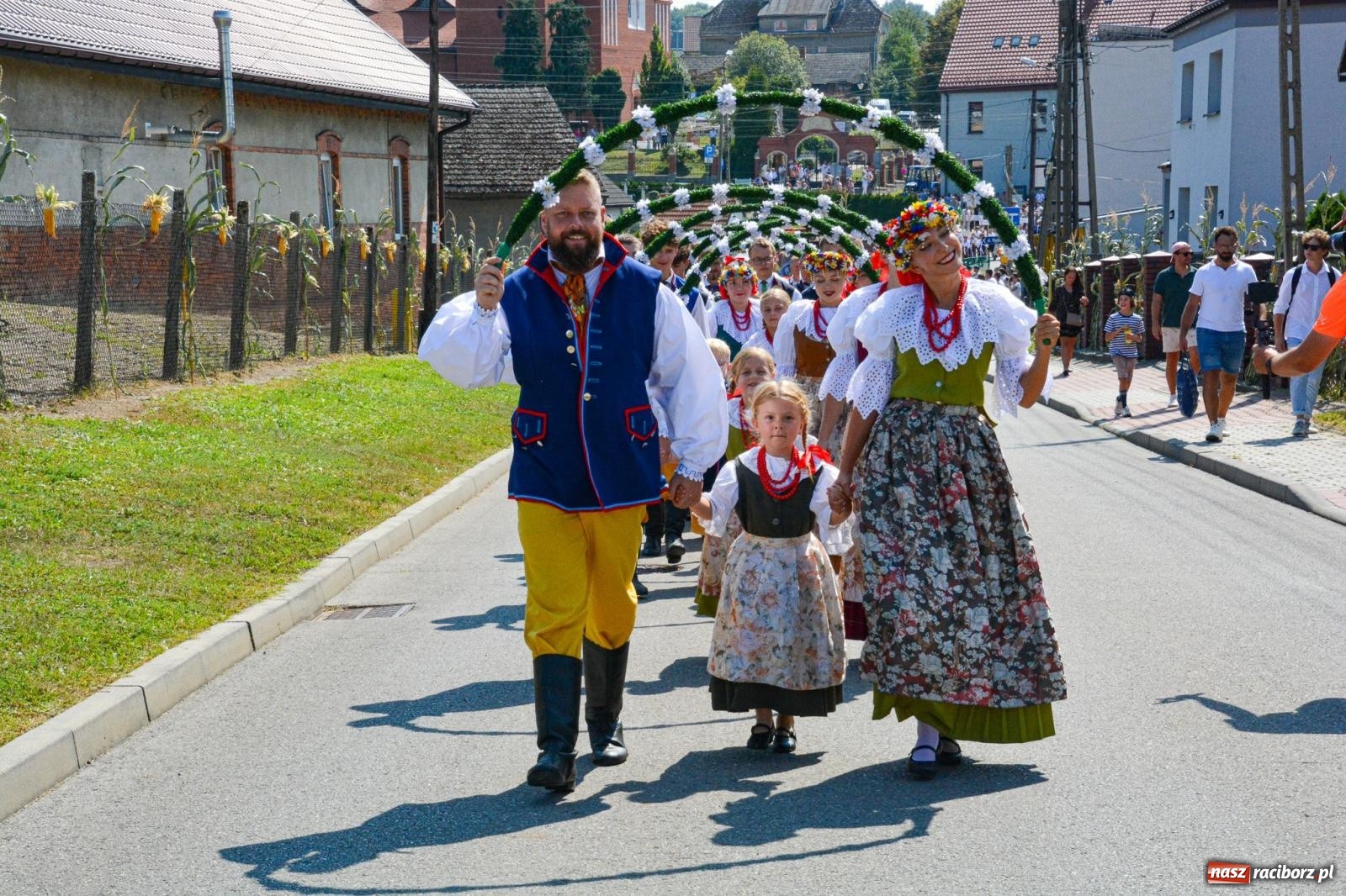 Zdjęcie w galerii na portalu naszraciborz.pl: Miejsko-powiatowe dożynki w Raciborzu-Brzeziu [FOTO i WIDEO] wiadomości z regionu