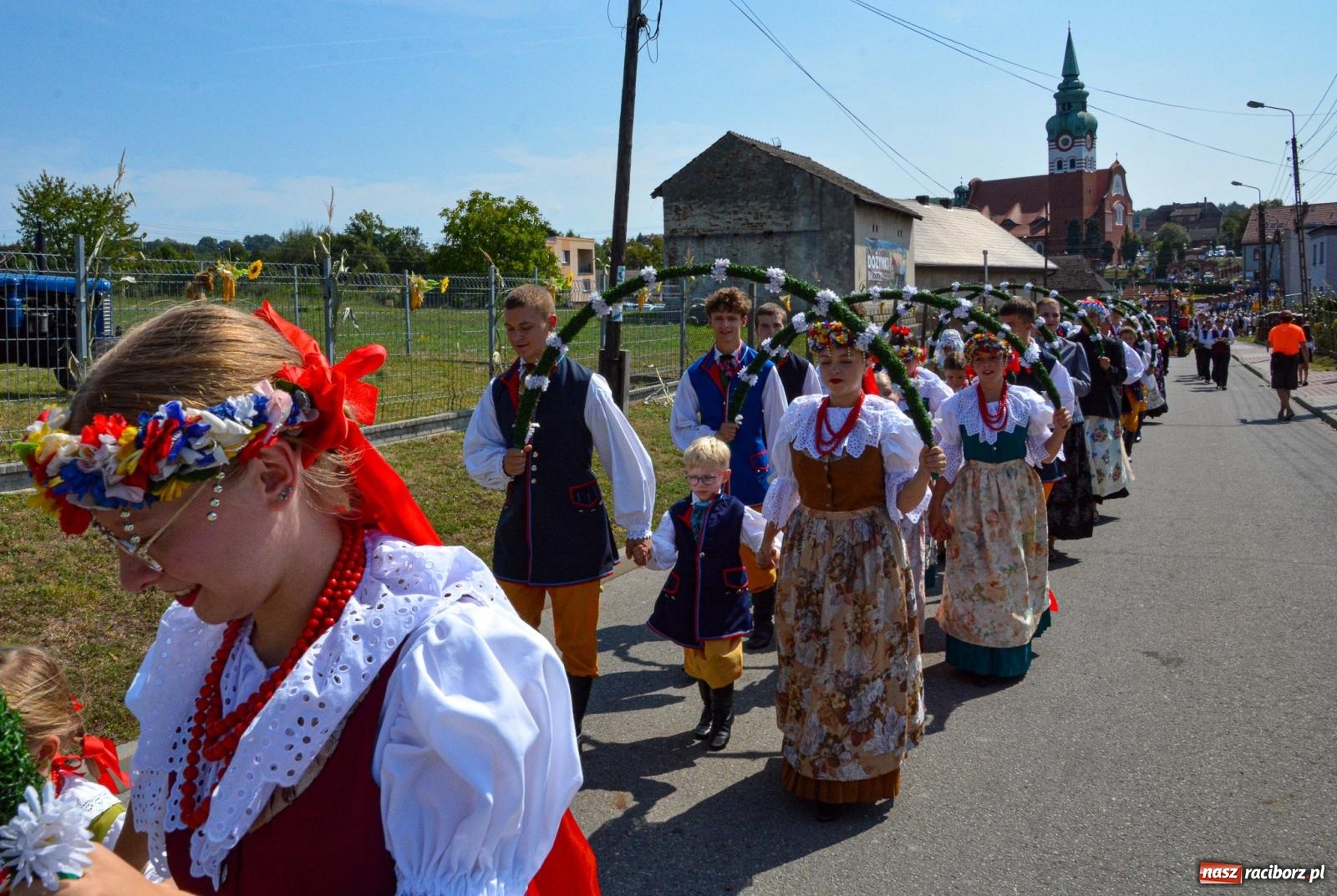 Zdjęcie w galerii na portalu naszraciborz.pl: Miejsko-powiatowe dożynki w Raciborzu-Brzeziu [FOTO i WIDEO] wiadomości z regionu