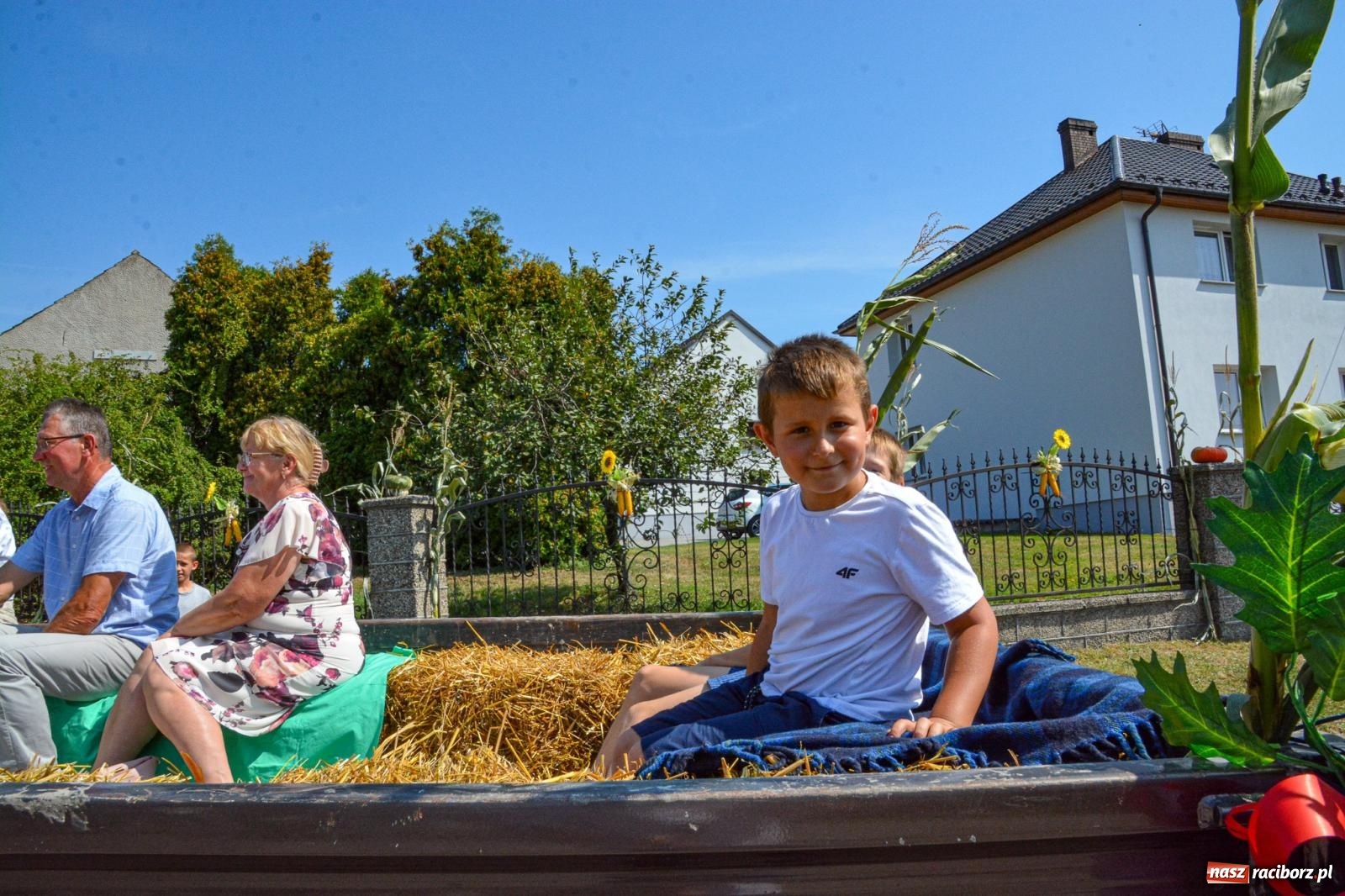 Zdjęcie w galerii na portalu naszraciborz.pl: Miejsko-powiatowe dożynki w Raciborzu-Brzeziu [FOTO i WIDEO] wiadomości z regionu