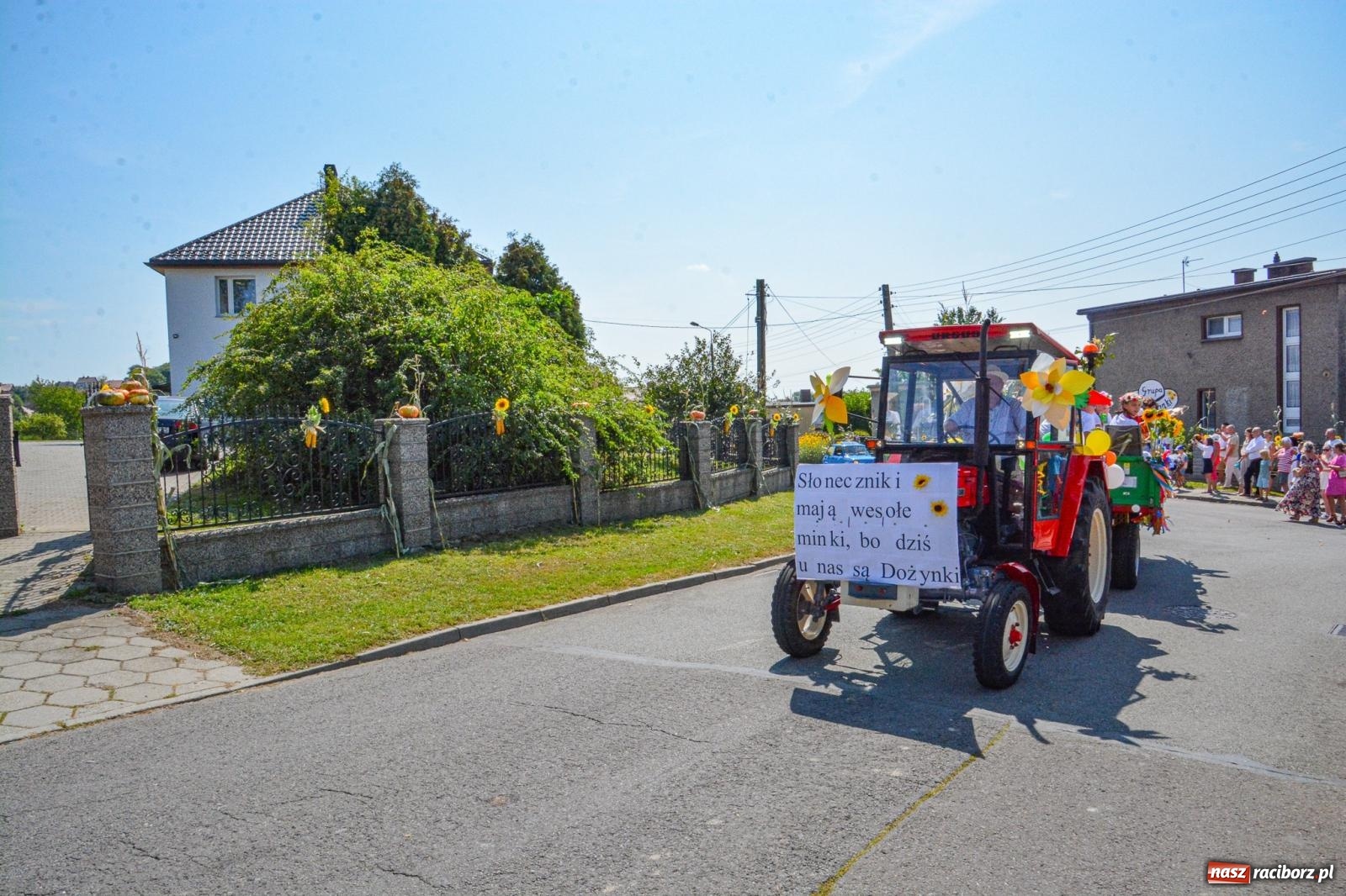 Zdjęcie w galerii na portalu naszraciborz.pl: Miejsko-powiatowe dożynki w Raciborzu-Brzeziu [FOTO i WIDEO] wiadomości z regionu