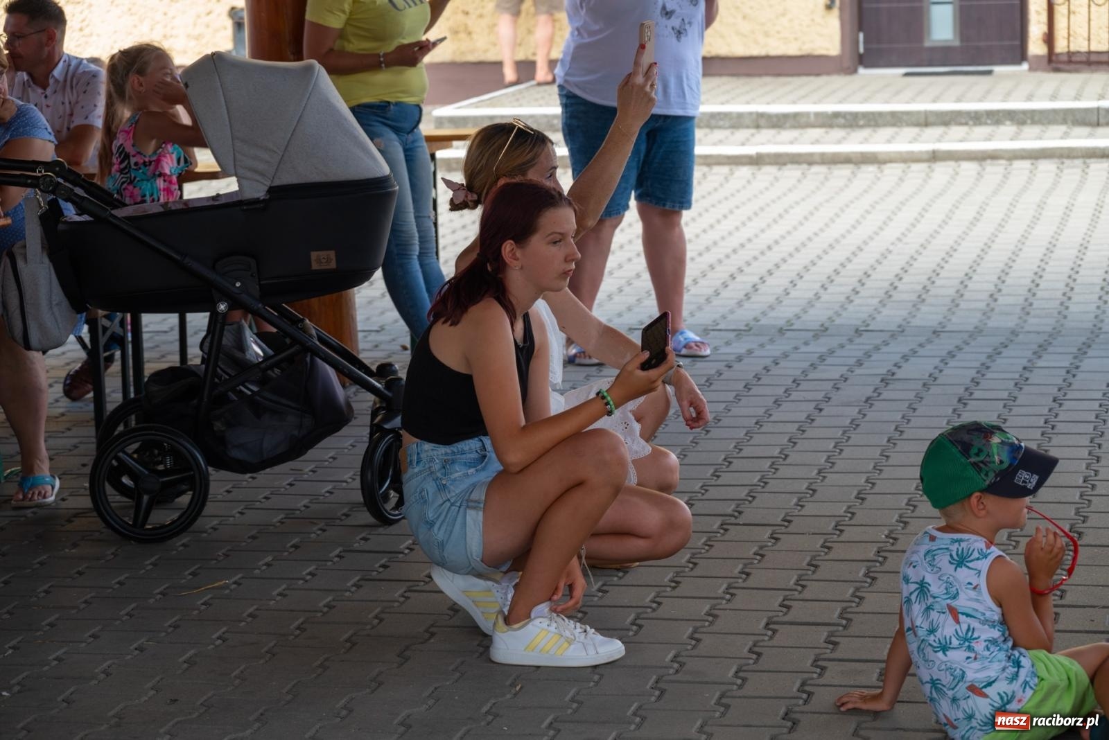 Zdjęcie w galerii na portalu naszraciborz.pl: Święto plonów w Roszkowie. Olimpijki, Abba i smerfy wiadomości z regionu