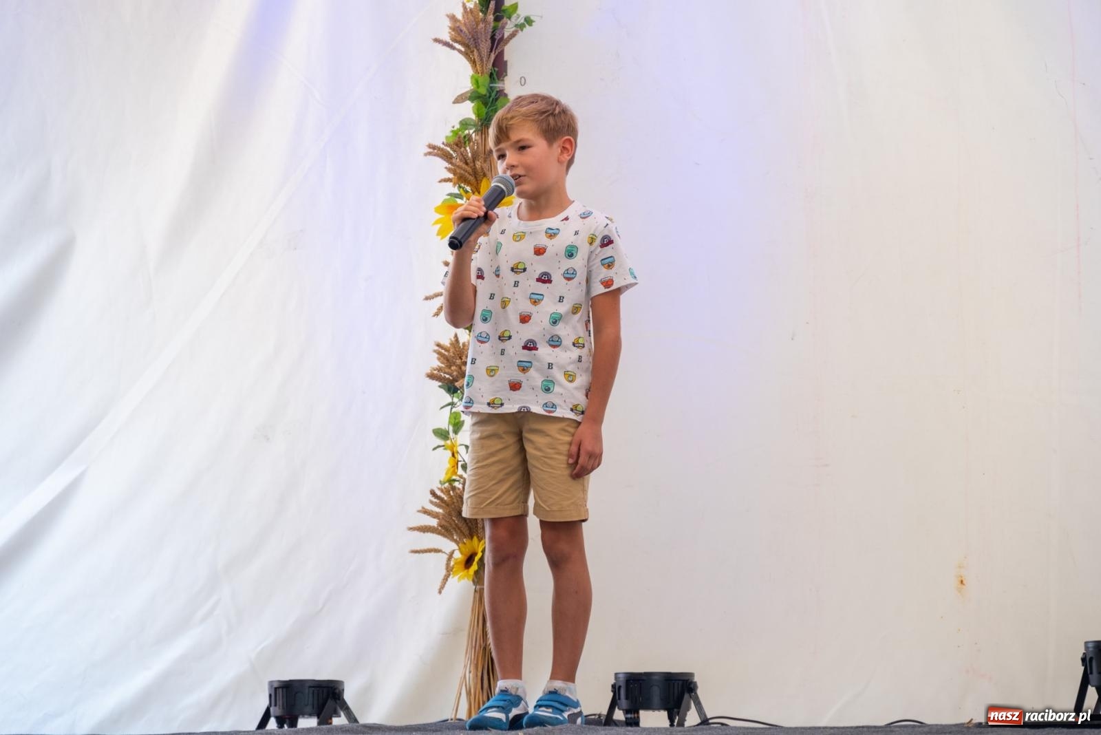 Zdjęcie w galerii na portalu naszraciborz.pl: Święto plonów w Roszkowie. Olimpijki, Abba i smerfy wiadomości z regionu
