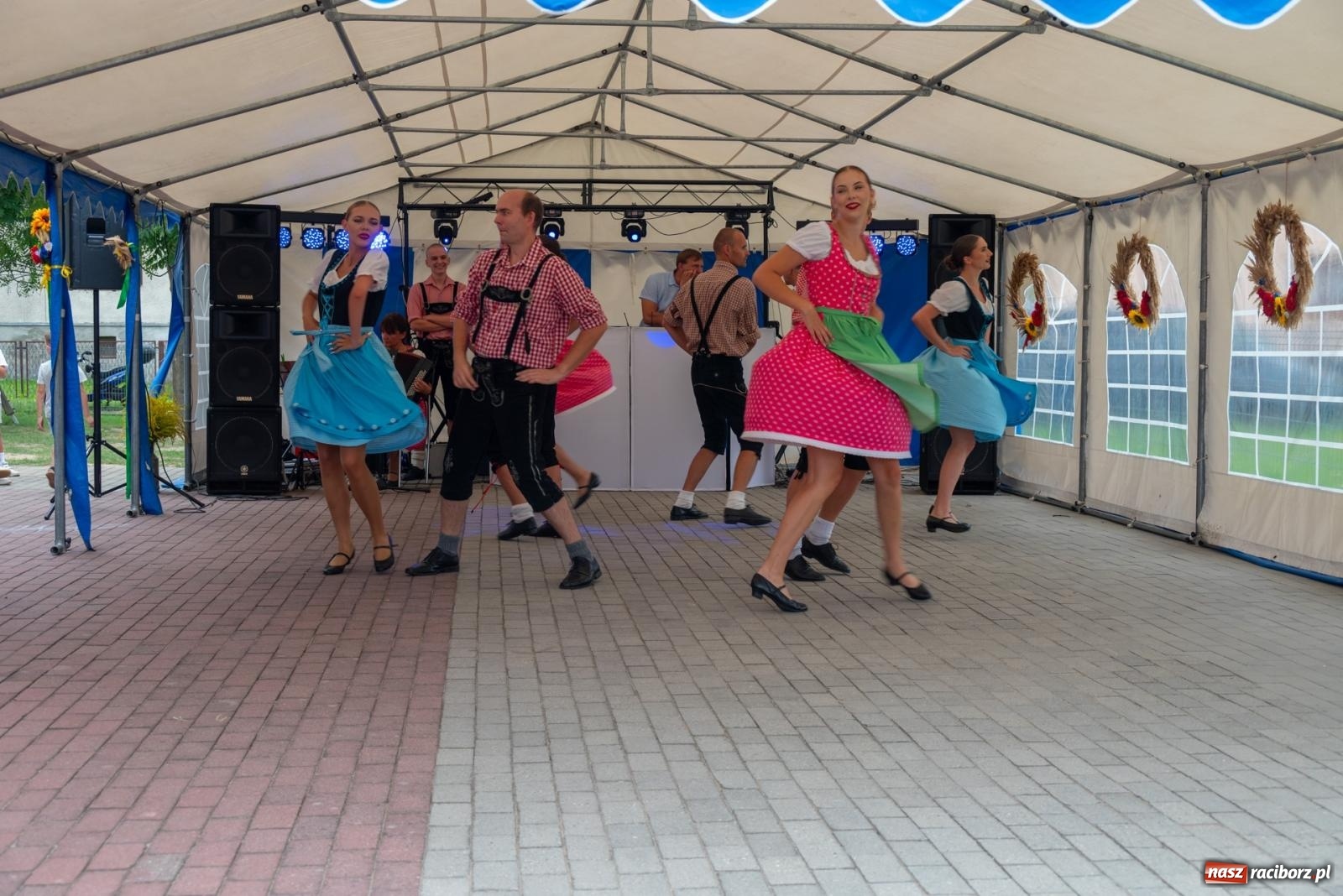 Zdjęcie w galerii na portalu naszraciborz.pl: Dożynki Owsiszcz i Nowej Wioski [FOTO i WIDEO] wiadomości z regionu