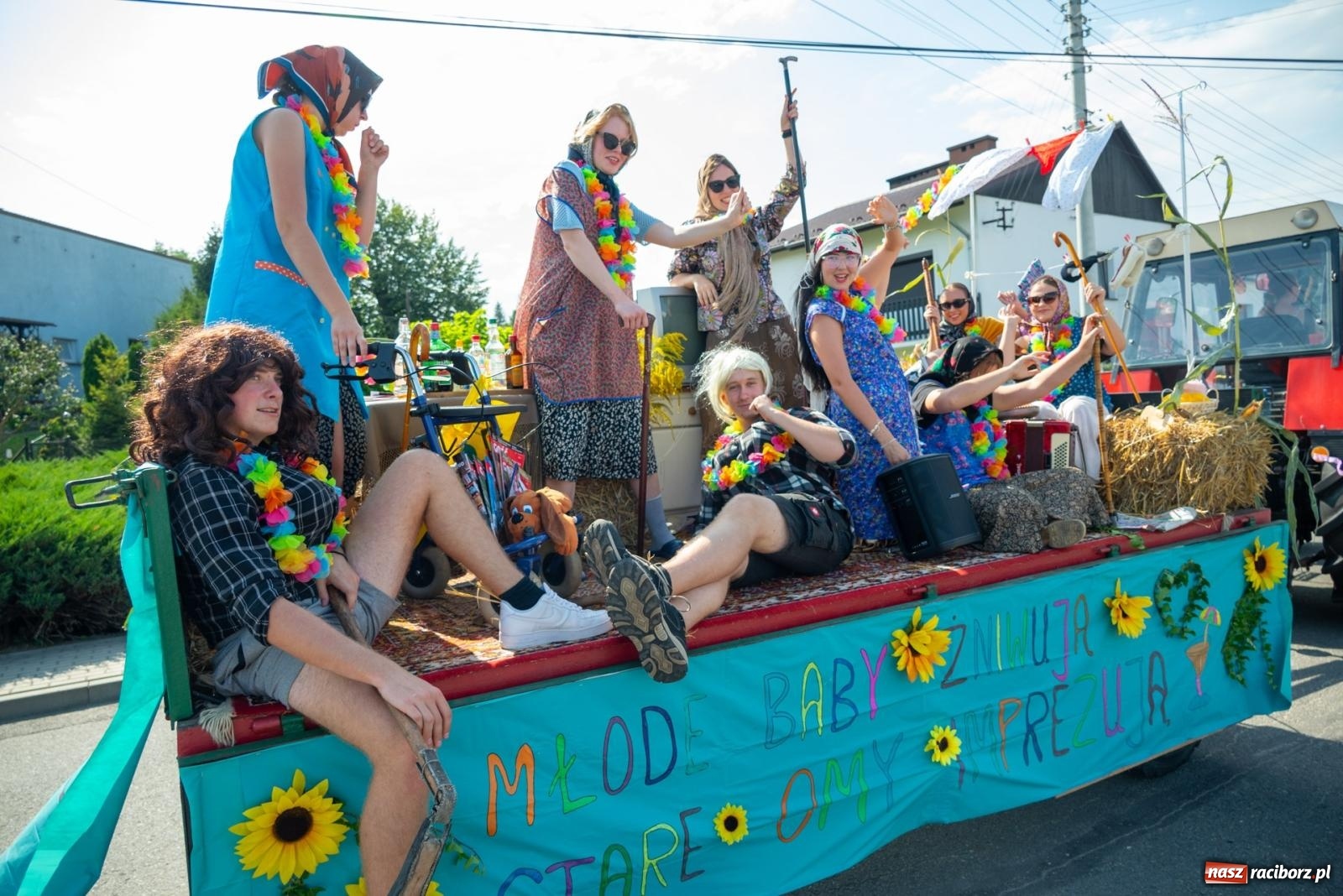 Zdjęcie w galerii na portalu naszraciborz.pl: Dożynki Owsiszcz i Nowej Wioski [FOTO i WIDEO] wiadomości z regionu