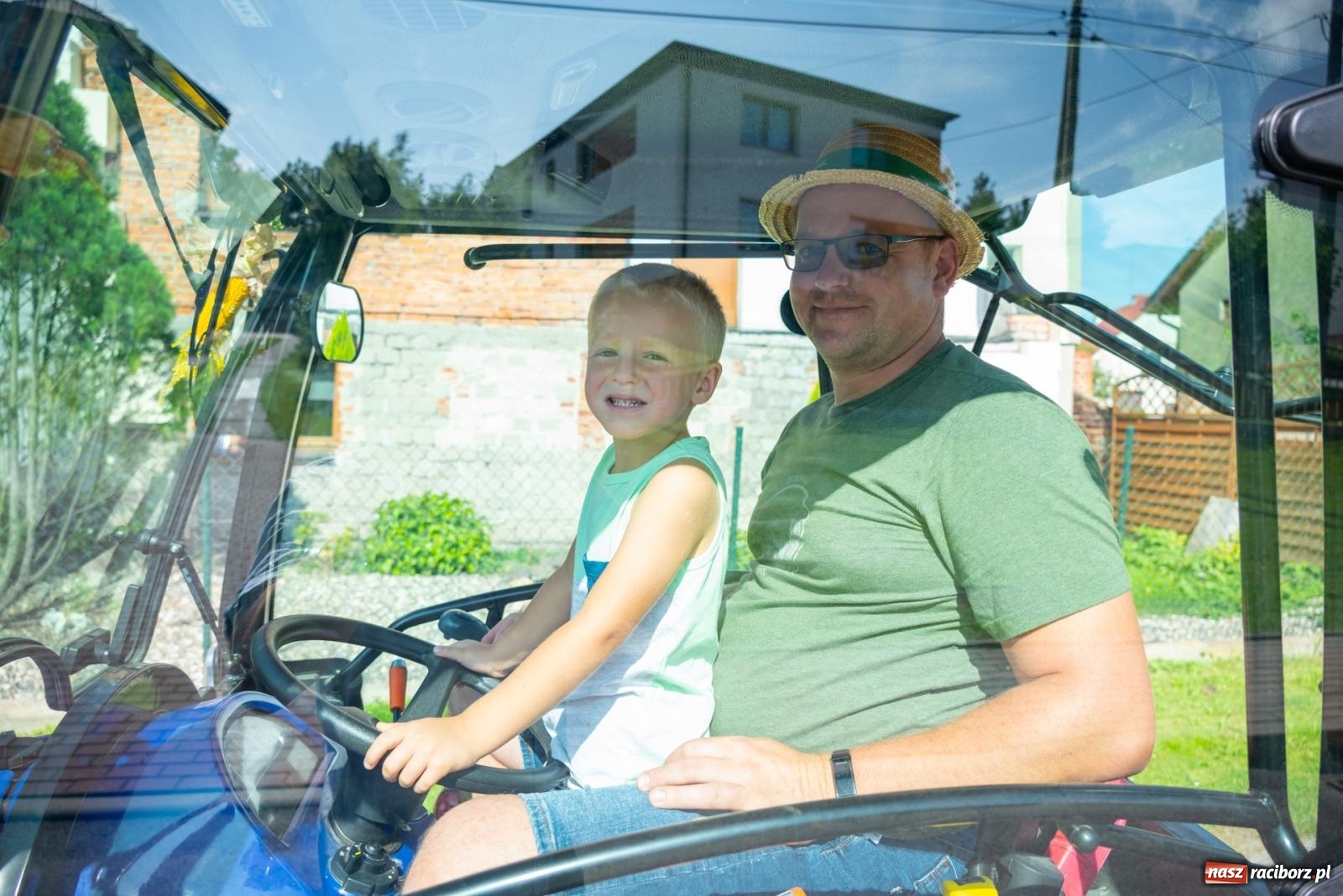Zdjęcie w galerii na portalu naszraciborz.pl: Dożynki Owsiszcz i Nowej Wioski [FOTO i WIDEO] wiadomości z regionu