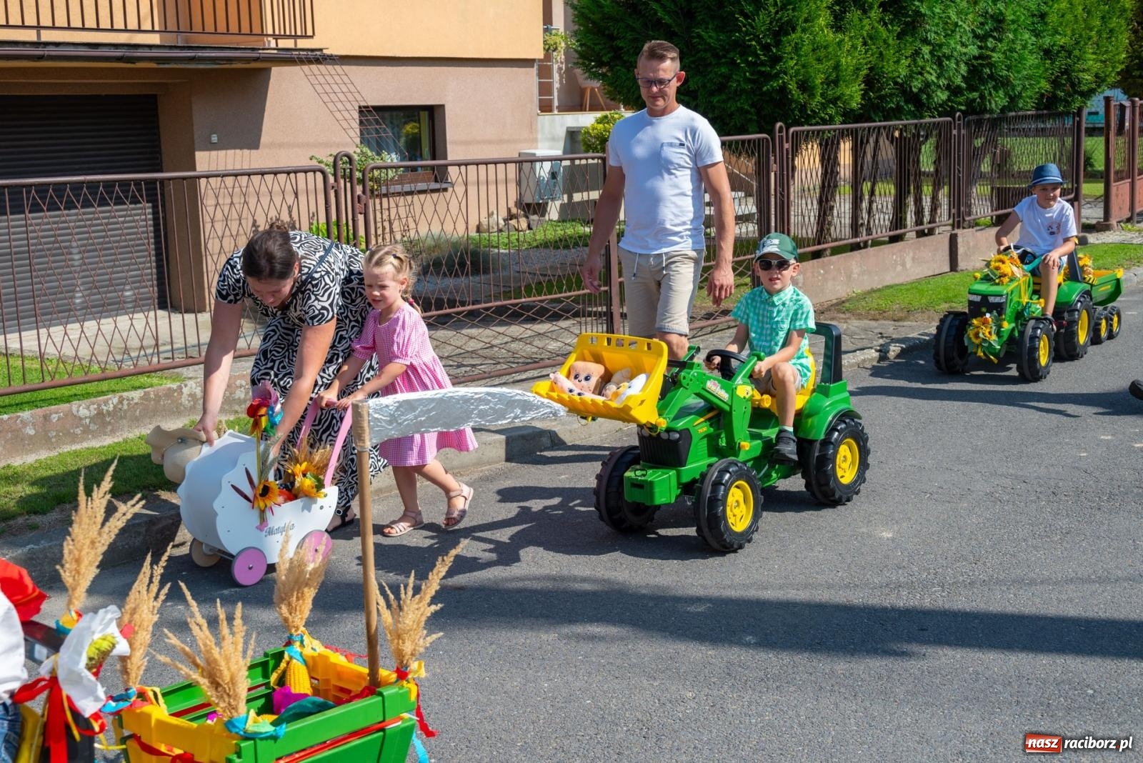 Zdjęcie w galerii na portalu naszraciborz.pl: Dożynki Owsiszcz i Nowej Wioski [FOTO i WIDEO] wiadomości z regionu