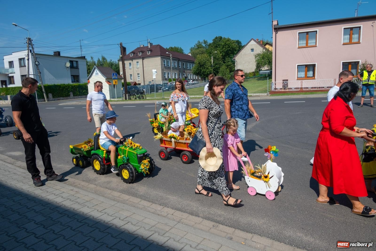 Zdjęcie w galerii na portalu naszraciborz.pl: Dożynki Owsiszcz i Nowej Wioski [FOTO i WIDEO] wiadomości z regionu