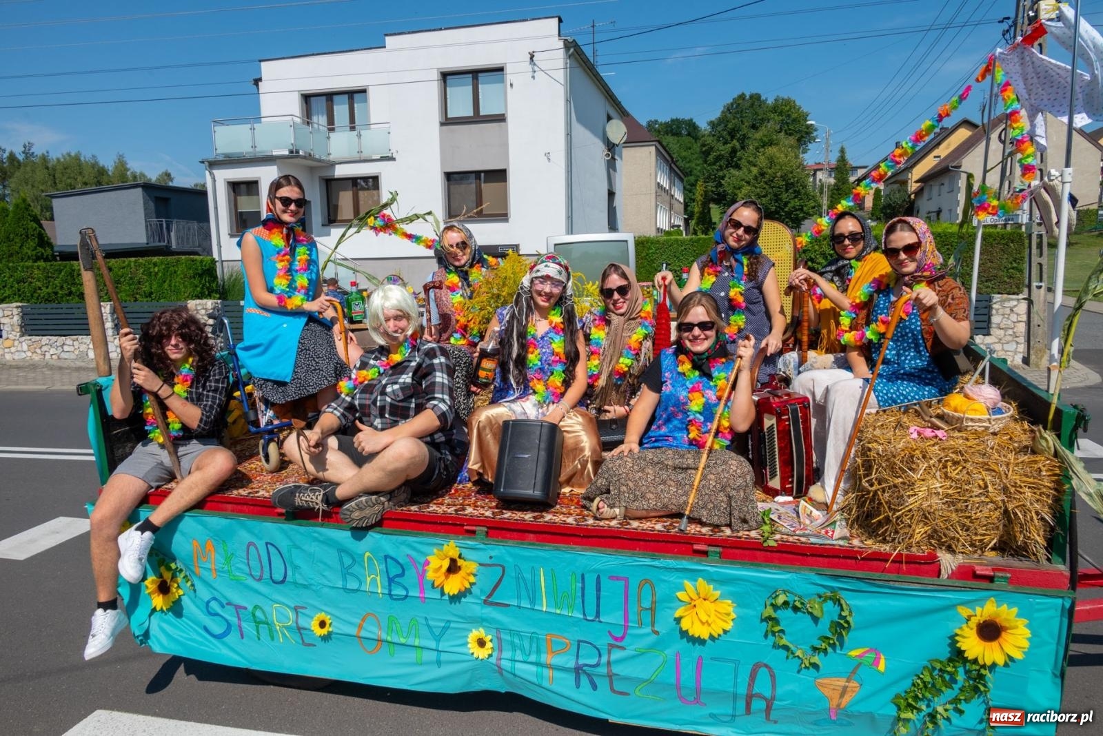Zdjęcie w galerii na portalu naszraciborz.pl: Dożynki Owsiszcz i Nowej Wioski [FOTO i WIDEO] wiadomości z regionu