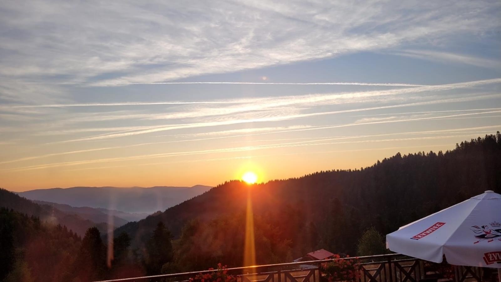 Zdjęcie w galerii na portalu naszraciborz.pl: Lackowa i Radziejowa - wędrowcy z Raciborza wrócili z górskiego szlaku wiadomości z regionu