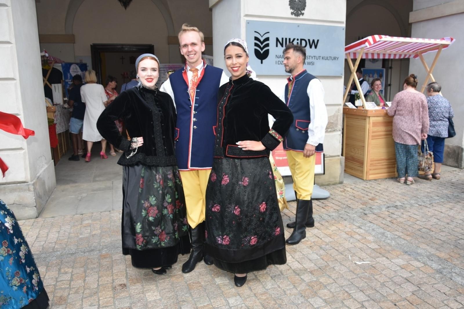 Zdjęcie w galerii na portalu naszraciborz.pl: Raciborzanie zatańczyli na Krakowskim Przedmieściu [FOTO] wiadomości z regionu