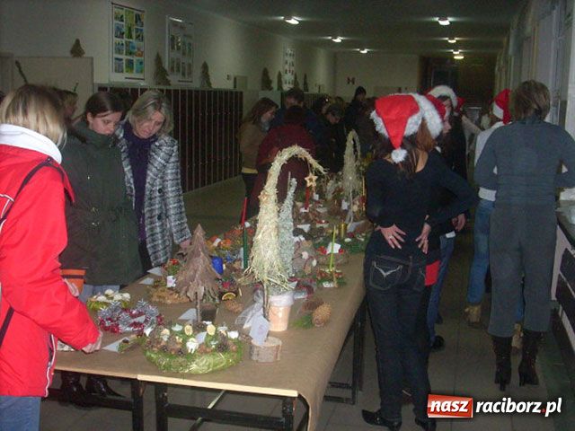 Zdjęcie w galerii na portalu naszraciborz.pl: Przedświątecznie w G 1 wiadomości z regionu