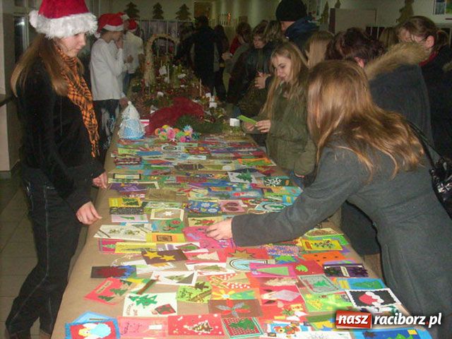 Zdjęcie w galerii na portalu naszraciborz.pl: Przedświątecznie w G 1 wiadomości z regionu