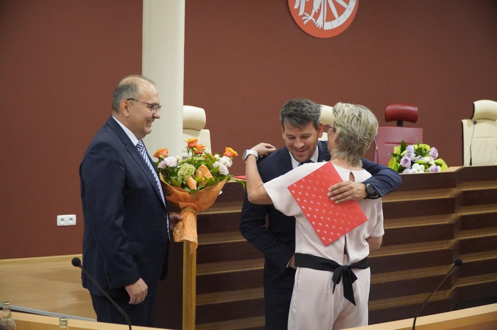 Zdjęcie w galerii na portalu naszraciborz.pl: Powierzenie stanowisk dyrektorskich i jubileusze w raciborskiej oświacie wiadomości z regionu