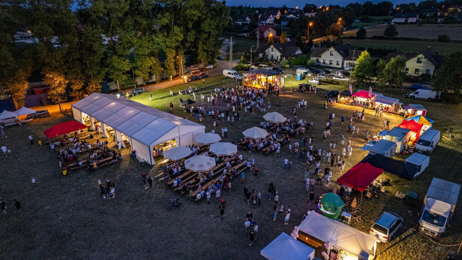 Zdjęcie w galerii na portalu naszraciborz.pl: Raciborzanie podziękowali za plony na dożynkach powiatowo-gminnych w Brzeziu - relacja na bis! [FOTO i WIDEO] wiadomości z regionu