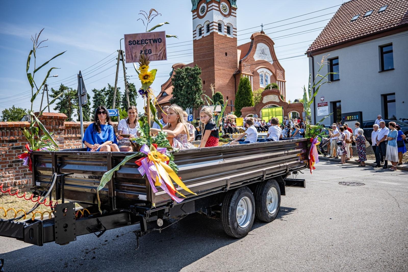 Zdjęcie w galerii na portalu naszraciborz.pl: Raciborzanie podziękowali za plony na dożynkach powiatowo-gminnych w Brzeziu - relacja na bis! [FOTO i WIDEO] wiadomości z regionu
