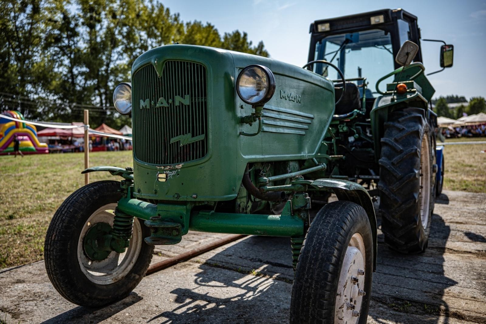 Zdjęcie w galerii na portalu naszraciborz.pl: Raciborzanie podziękowali za plony na dożynkach powiatowo-gminnych w Brzeziu - relacja na bis! [FOTO i WIDEO] wiadomości z regionu