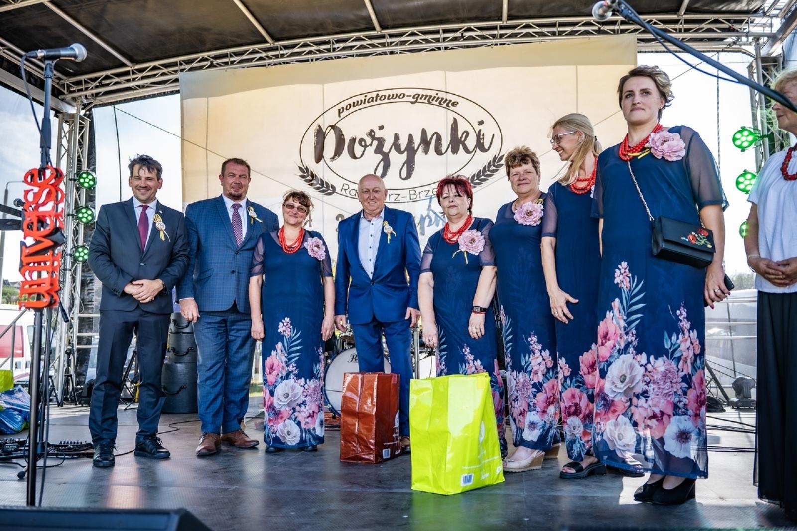 Zdjęcie w galerii na portalu naszraciborz.pl: Raciborzanie podziękowali za plony na dożynkach powiatowo-gminnych w Brzeziu - relacja na bis! [FOTO i WIDEO] wiadomości z regionu