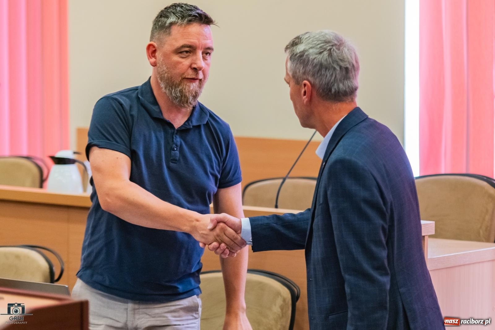 Zdjęcie w galerii na portalu naszraciborz.pl: Bezpłatna komunikacja, strzelnica i remont Staszica. Migawki z komisji budżetu wiadomości z regionu