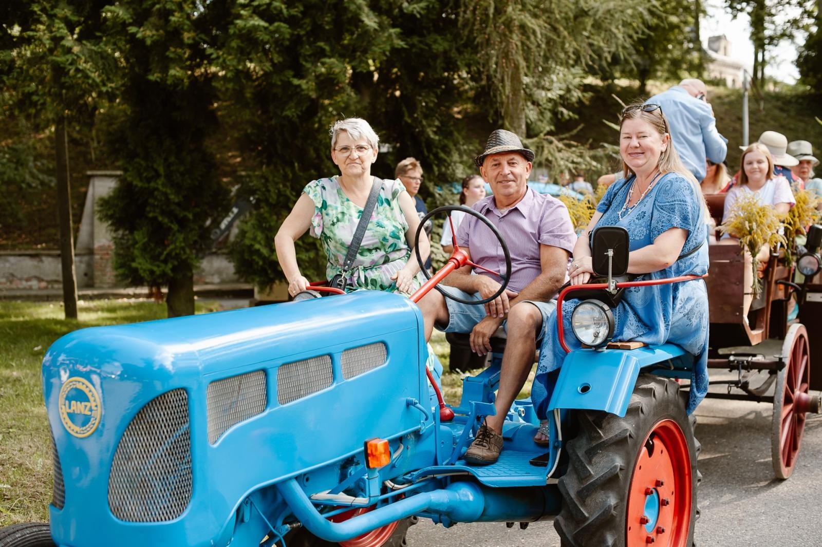 Zdjęcie w galerii na portalu naszraciborz.pl: Dożynki w Cyprzanowie i Krowiarkach na bis! [FOTO i WIDEO] wiadomości z regionu