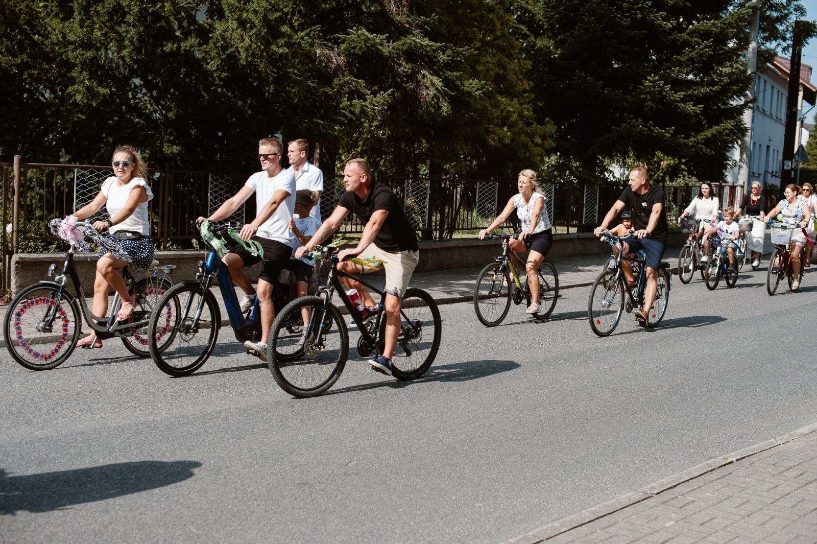 Zdjęcie w galerii na portalu naszraciborz.pl: Dożynki w Cyprzanowie i Krowiarkach na bis! [FOTO i WIDEO] wiadomości z regionu