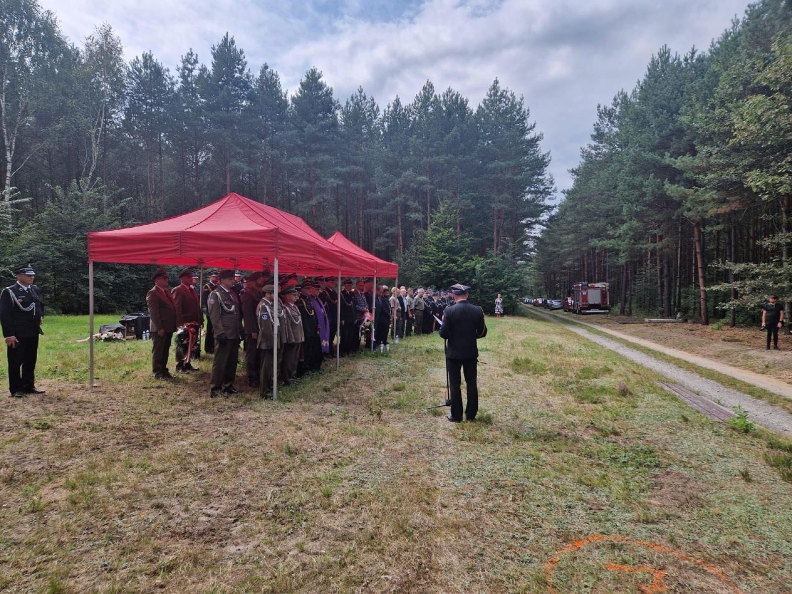 Zdjęcie w galerii na portalu naszraciborz.pl: 32. rocznica wybuchu pożaru w Kuźni Raciborskiej wiadomości z regionu