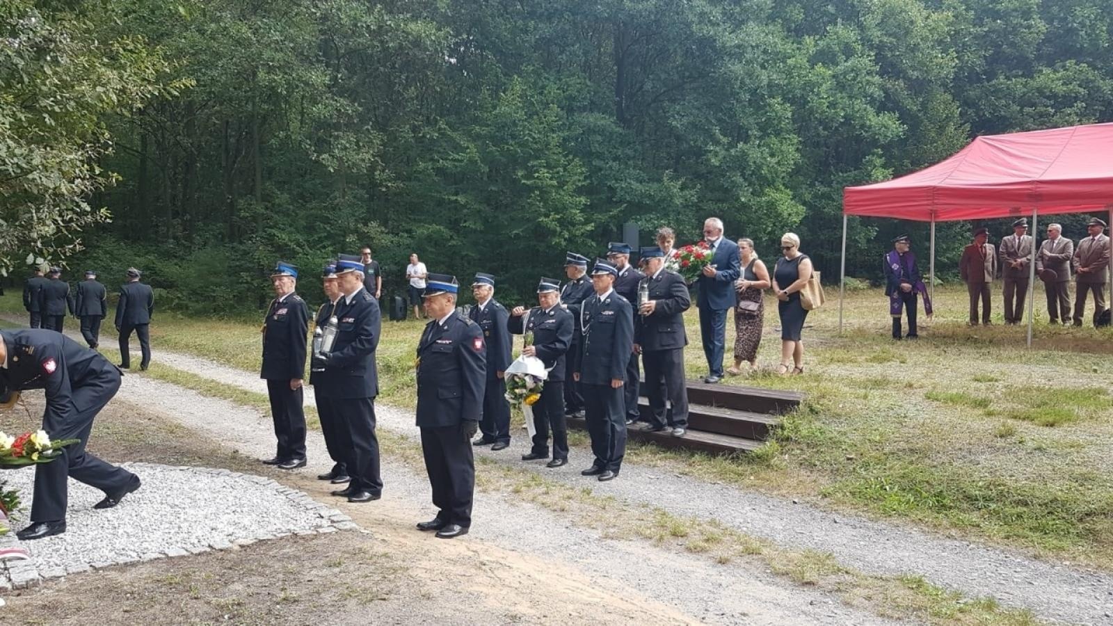 Zdjęcie w galerii na portalu naszraciborz.pl: 32. rocznica wybuchu pożaru w Kuźni Raciborskiej wiadomości z regionu