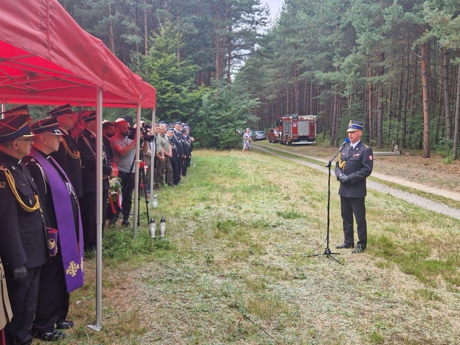 Zdjęcie w galerii na portalu naszraciborz.pl: 32. rocznica wybuchu pożaru w Kuźni Raciborskiej wiadomości z regionu