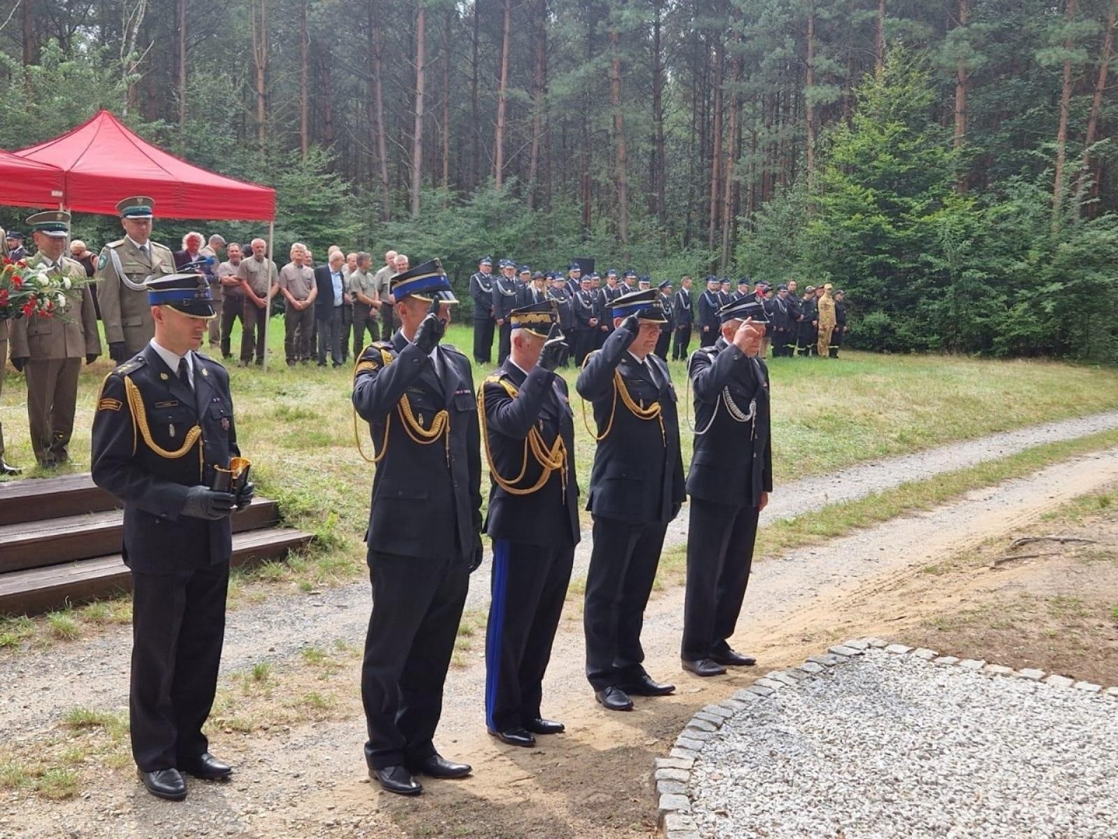 Zdjęcie w galerii na portalu naszraciborz.pl: 32. rocznica wybuchu pożaru w Kuźni Raciborskiej wiadomości z regionu