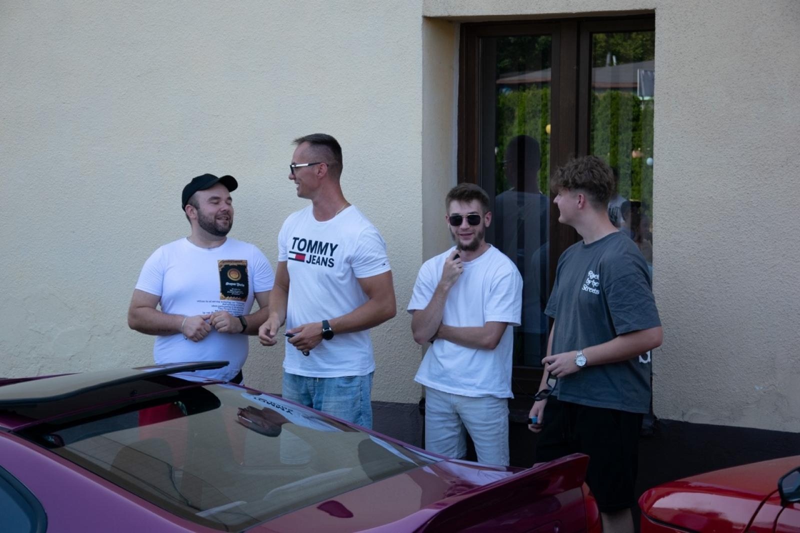 Zdjęcie w galerii na portalu naszraciborz.pl: II Zlot Motoryzacyjny dla Placówki Opiekuńczo-Wychowawczej w Kuźni Raciborskiej wiadomości z regionu