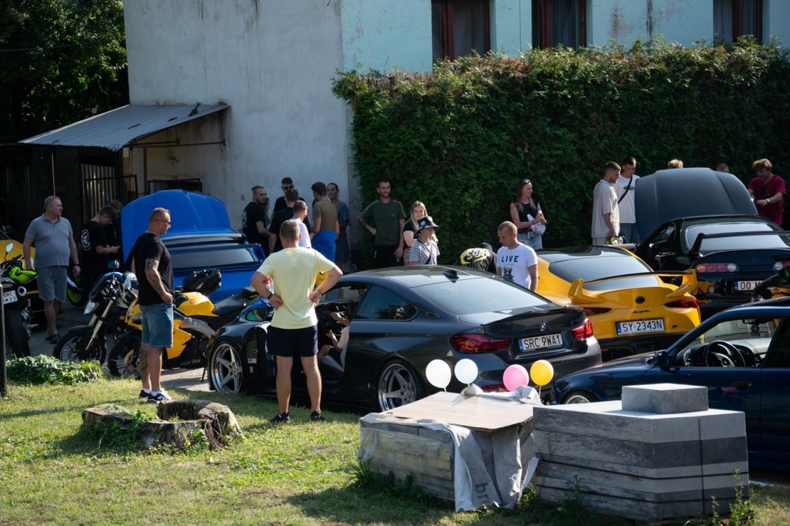 Zdjęcie w galerii na portalu naszraciborz.pl: II Zlot Motoryzacyjny dla Placówki Opiekuńczo-Wychowawczej w Kuźni Raciborskiej wiadomości z regionu